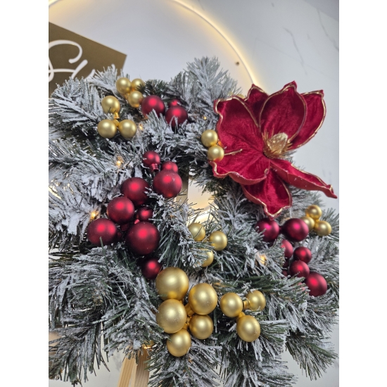 Wianek świąteczny LED 210